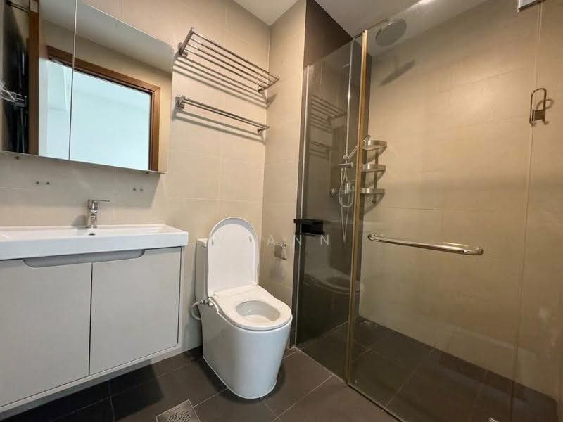 La Fleur, 8 Lorong 26 Geylang, Eunos / Geylang / Paya Lebar, 1 Bedroom, 431 sqft, Condominium For Sale, by Veann Lee 李慧瑜, 500263252 - Bathroom - PropertyGuru.com.sg