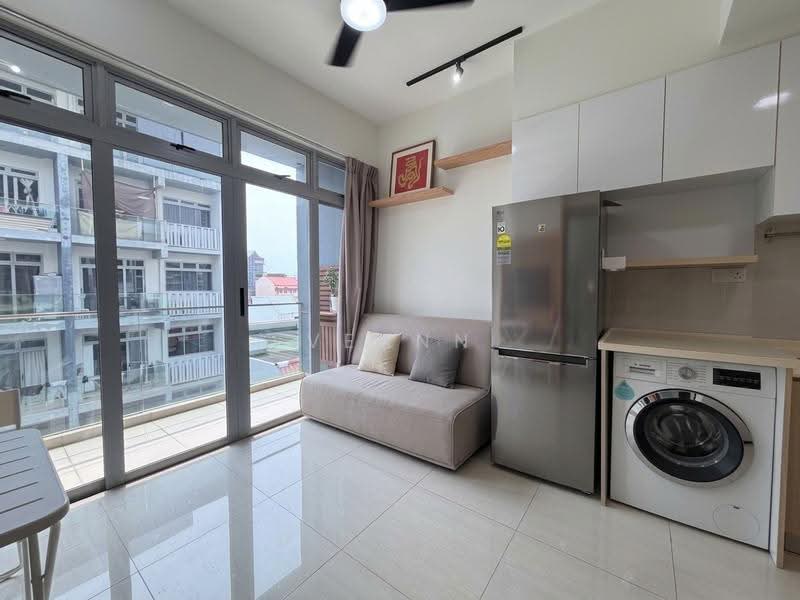 La Fleur, 8 Lorong 26 Geylang, Eunos / Geylang / Paya Lebar, 1 Bedroom, 431 sqft, Condominium For Sale, by Veann Lee 李慧瑜, 500263252 - Living Room - PropertyGuru.com.sg