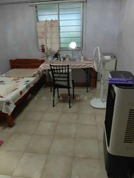 826 Tampines Street 81, 826 Tampines Street 81, Pasir Ris / Tampines, Room Rental, 150 sqft, HDB Flat For Rent, by Jonathan Tay, 500263263 - Bedroom - PropertyGuru.com.sg