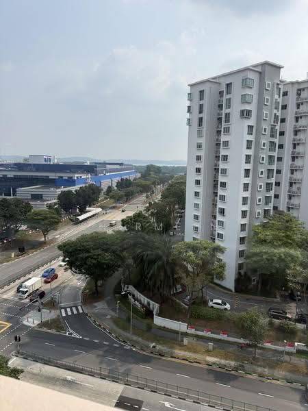 747 Pasir Ris Street 71, 747 Pasir Ris Street 71, Pasir Ris / Tampines, 3 Bedrooms, 1,367 sqft, HDB Flat For Rent, by Shermeen Chow, 500263266 - Exterior - PropertyGuru.com.sg