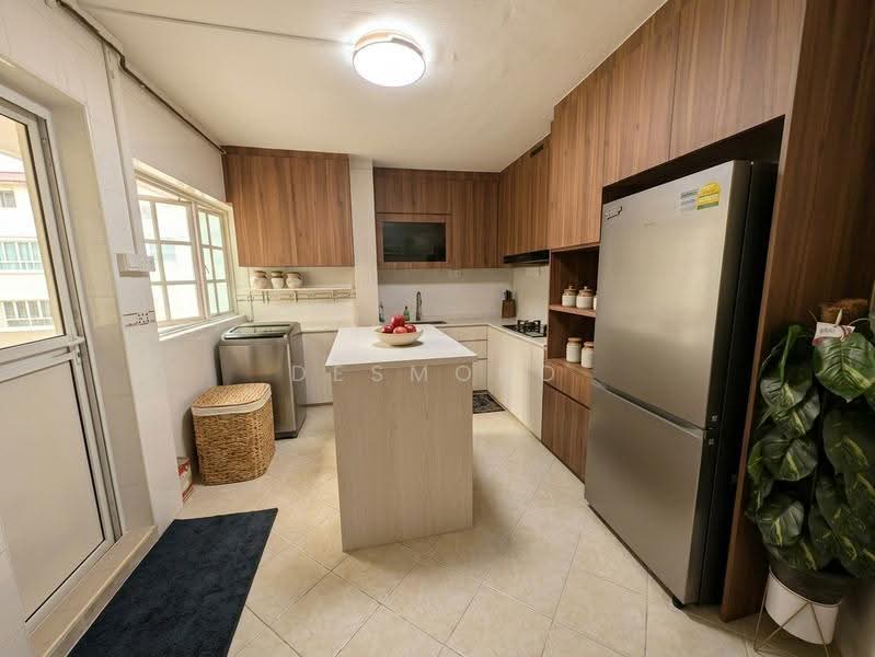 210 Bukit Batok Street 21, 210 Bukit Batok Street 21, Dairy Farm / Bukit Panjang / Choa Chu Kang, 3 Bedrooms, 1,119 sqft, HDB Flat For Rent, by Desmond Tan, 500263270 - Kitchen - PropertyGuru.com.sg