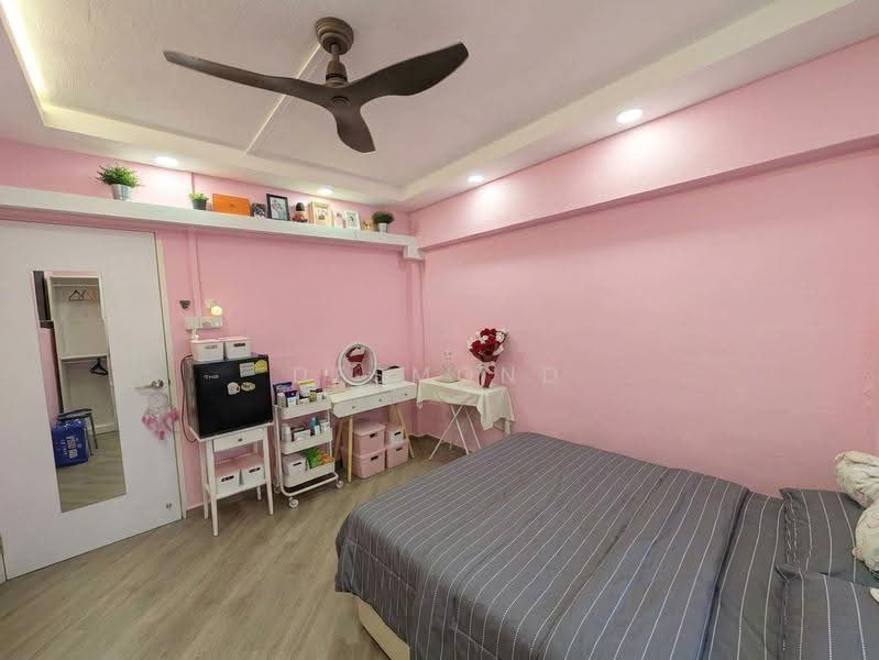 210 Bukit Batok Street 21, 210 Bukit Batok Street 21, Dairy Farm / Bukit Panjang / Choa Chu Kang, 3 Bedrooms, 1,119 sqft, HDB Flat For Rent, by Desmond Tan, 500263270 - Bedroom - PropertyGuru.com.sg