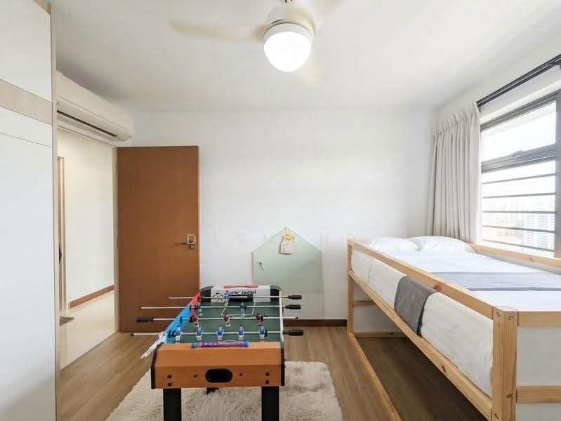 816B Keat Hong Link, 816B Keat Hong Link, Dairy Farm / Bukit Panjang / Choa Chu Kang, 3 Bedrooms, 1,206 sqft, HDB Flat For Rent, by Desmond Tan, 500263272 - Bedroom - PropertyGuru.com.sg