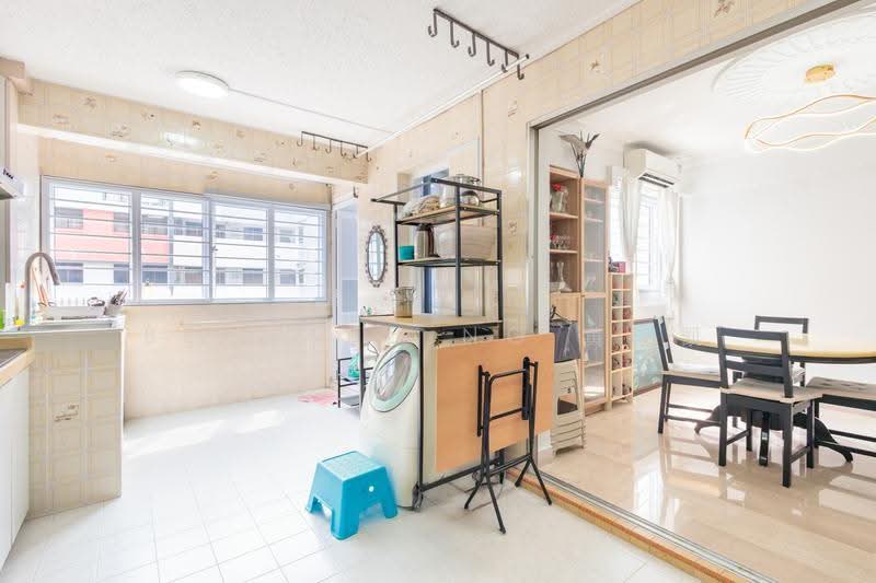 466 Crawford Lane, 466 Crawford Lane, Beach Road / Bugis / Rochor, 3 Bedrooms, 882 sqft, HDB Flat For Sale, by Bernard Ng 黄俊凯, 500263282 - Kitchen - PropertyGuru.com.sg