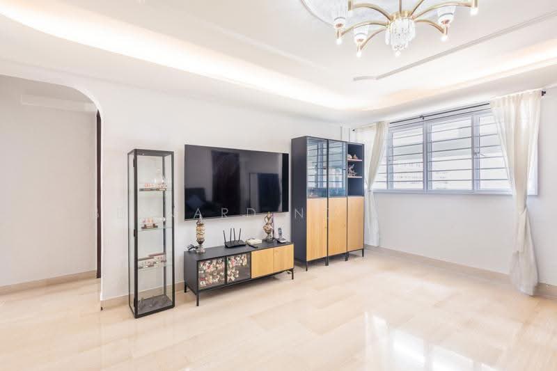 466 Crawford Lane, 466 Crawford Lane, Beach Road / Bugis / Rochor, 3 Bedrooms, 882 sqft, HDB Flat For Sale, by Bernard Ng 黄俊凯, 500263282 - Living Room - PropertyGuru.com.sg