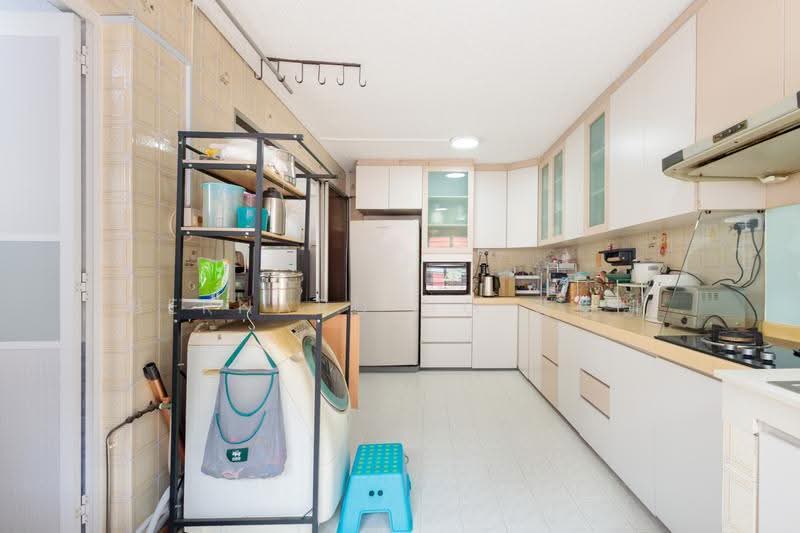 466 Crawford Lane, 466 Crawford Lane, Beach Road / Bugis / Rochor, 3 Bedrooms, 882 sqft, HDB Flat For Sale, by Bernard Ng 黄俊凯, 500263282 - Kitchen - PropertyGuru.com.sg