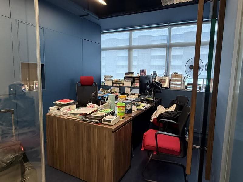 Vertex, 33 Ubi Avenue 3, Eunos / Geylang / Paya Lebar, 2,002 sqft, Light Industrial (B1) For Sale, by Victor Khoo, 500263286 - Study - CommercialGuru.com.sg
