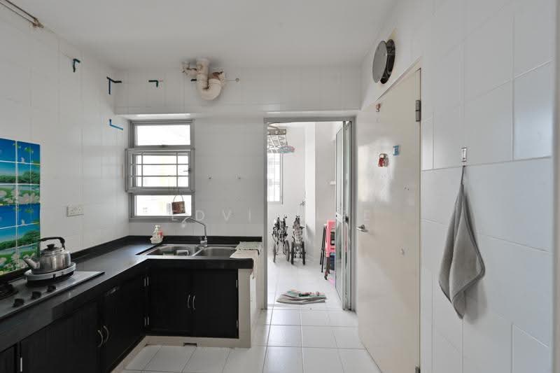 307B Ang Mo Kio Avenue 1, 307B Ang Mo Kio Avenue 1, Ang Mo Kio / Bishan / Thomson, 3 Bedrooms, 1,044 sqft, HDB Flat For Sale, by Edvin Lee, 500263289 - Kitchen - PropertyGuru.com.sg