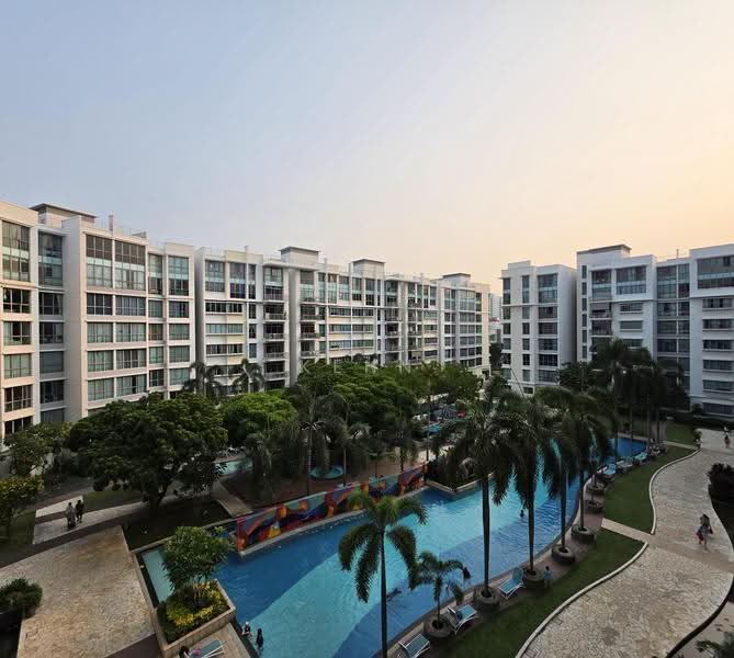 The Waterina, 51 Lorong 40 Geylang, Eunos / Geylang / Paya Lebar, 2 Bedrooms, 1,130 sqft, Apartment For Rent, by Kenn Lim, 500263290 - Pool - PropertyGuru.com.sg
