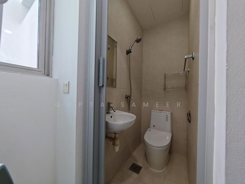 The Azure, 201 Ocean Drive, Harbourfront / Telok Blangah, 3 Bedrooms, 1,711 sqft, Condominium For Rent, by Gupta Sameer Raj, 500263291 - Bathroom - PropertyGuru.com.sg