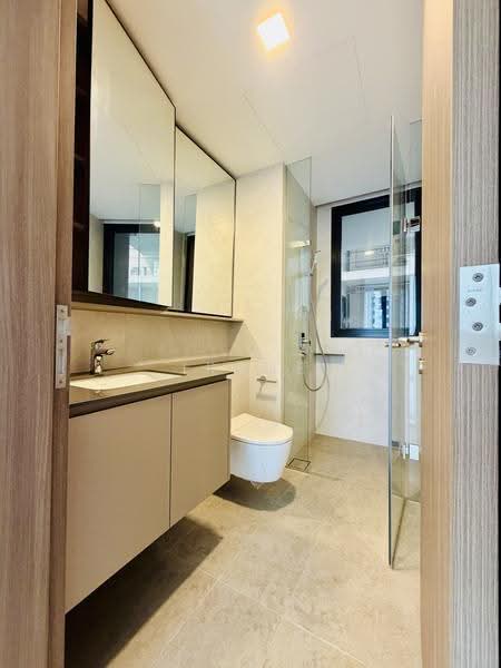 Norwood Grand, Admiralty / Woodlands, 4 Bedrooms, 1,313 sqft, Condominium For Sale, by Irene Tow, 500263295 - Bathroom - PropertyGuru.com.sg