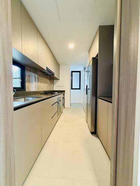 Norwood Grand, Admiralty / Woodlands, 4 Bedrooms, 1,313 sqft, Condominium For Sale, by Irene Tow, 500263295 - Kitchen - PropertyGuru.com.sg