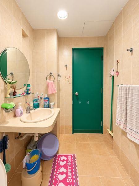 Cashew Heights, 91 Cashew Road, Dairy Farm / Bukit Panjang / Choa Chu Kang, 3 Bedrooms, 1,658 sqft, Condominium For Sale, by Xavier Ng, 500263305 - Bathroom - PropertyGuru.com.sg