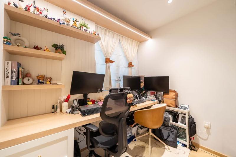The Terrace, 86 Edgedale Plains, Hougang / Punggol / Sengkang, 4 Bedrooms, 1,313 sqft, Condominium For Sale, by Alex Deven, 500263306 - Study - PropertyGuru.com.sg