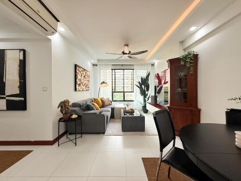 336A Yishun Street 31, 336A Yishun Street 31, Sembawang / Yishun, 3 Bedrooms, 990 sqft, HDB Flat For Sale, by Fariz Rashid, 500263323 - Living Room - PropertyGuru.com.sg