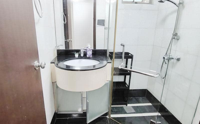 The Springs, 3 Moulmein Rise, Newton / Novena, Room Rental, 100 sqft, Apartment For Rent, by Erica Yap, 500263331 - Bathroom - PropertyGuru.com.sg