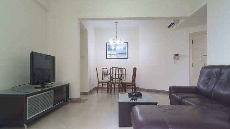 The Makena, 125 Meyer Road, East Coast / Marine Parade, 3 Bedrooms, 1,152 sqft, Condominium For Sale, by Chris Kwek, 500263333 - Living Room - PropertyGuru.com.sg
