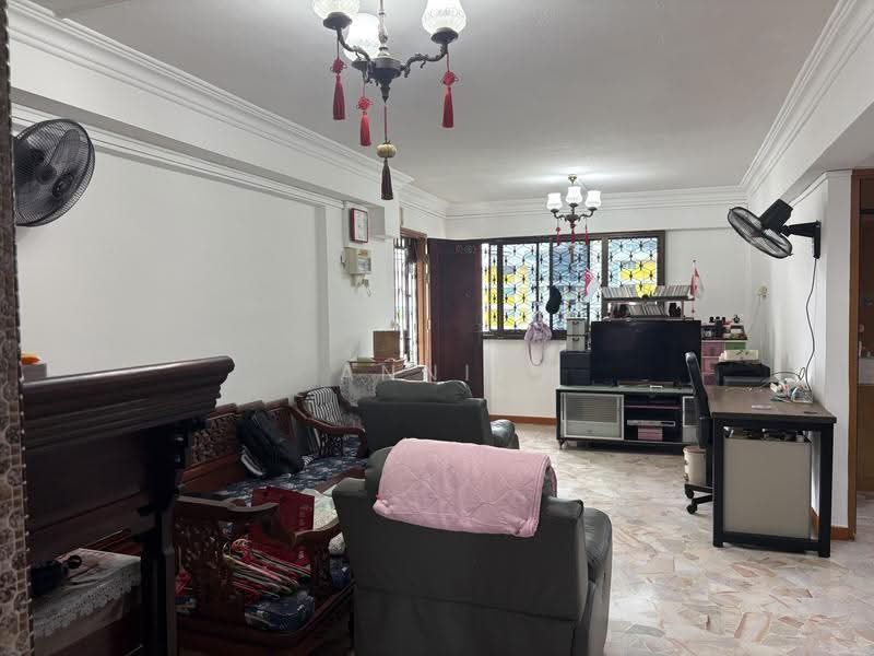 524 Ang Mo Kio Avenue 5, 524 Ang Mo Kio Avenue 5, Ang Mo Kio / Bishan / Thomson, 3 Bedrooms, 1,001 sqft, HDB Flat For Sale, by Annie Huang, 500263338 - Living Room - PropertyGuru.com.sg