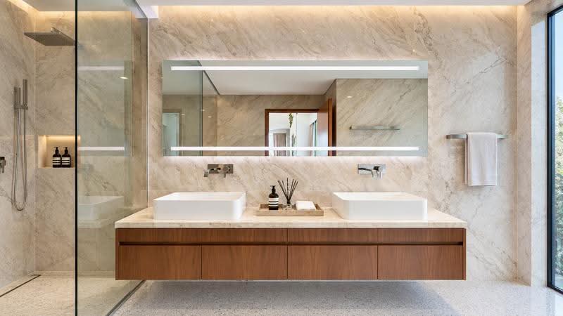 Skyline @ Orchard Boulevard, 23 Angullia Park, Orchard / River Valley, 3 Bedrooms, 3,100 sqft, Condominium For Sale, by Joey Lam, 500263347 - Bathroom - PropertyGuru.com.sg