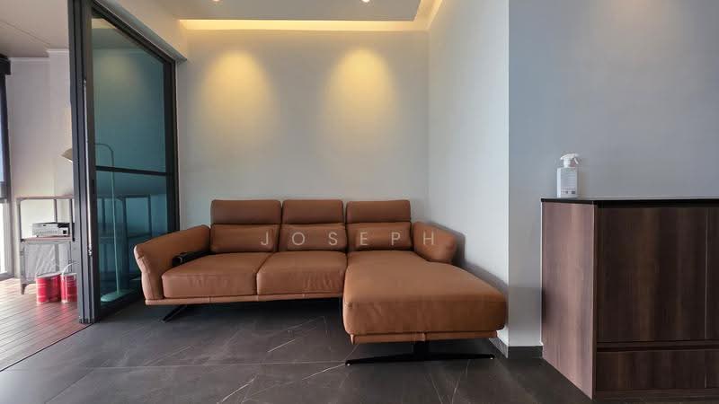 J Gateway, Boon Lay / Jurong / Tuas, 3 Bedrooms, 893 sqft, Condominium For Rent, by Joseph Tan, 500263375 - Living Room - PropertyGuru.com.sg