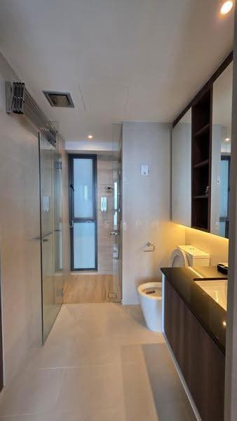 J Gateway, Boon Lay / Jurong / Tuas, 3 Bedrooms, 893 sqft, Condominium For Rent, by Joseph Tan, 500263375 - Bathroom - PropertyGuru.com.sg