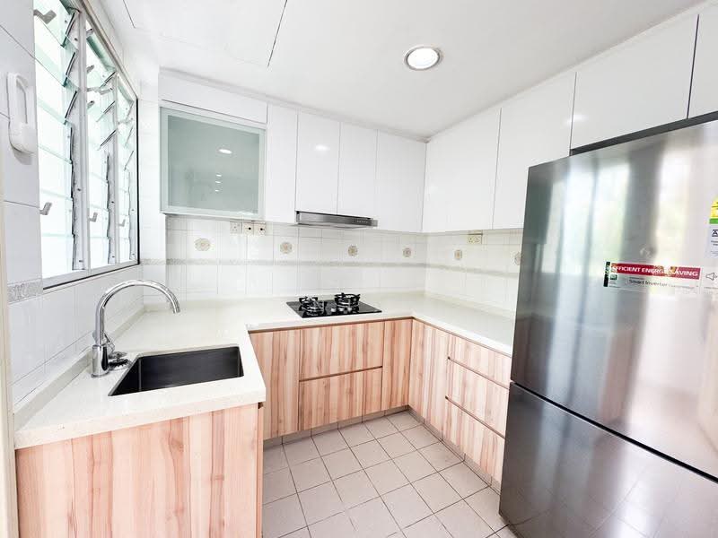 Symphony Heights, 33 Hume Avenue, Clementi Park / Upper Bukit Timah, Room Rental, 400 sqft, Condominium For Rent, by Nix Deng, 500263392 - Kitchen - PropertyGuru.com.sg