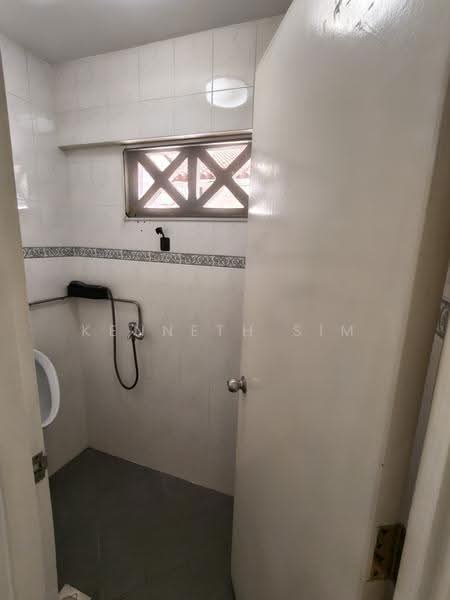 43A Amoy Street, Amoy Street, Boat Quay / Raffles Place / Marina, 1,000 sqft, Shop / Shophouse For Rent, by KENNETH SIM, 500263418 - Bathroom - CommercialGuru.com.sg