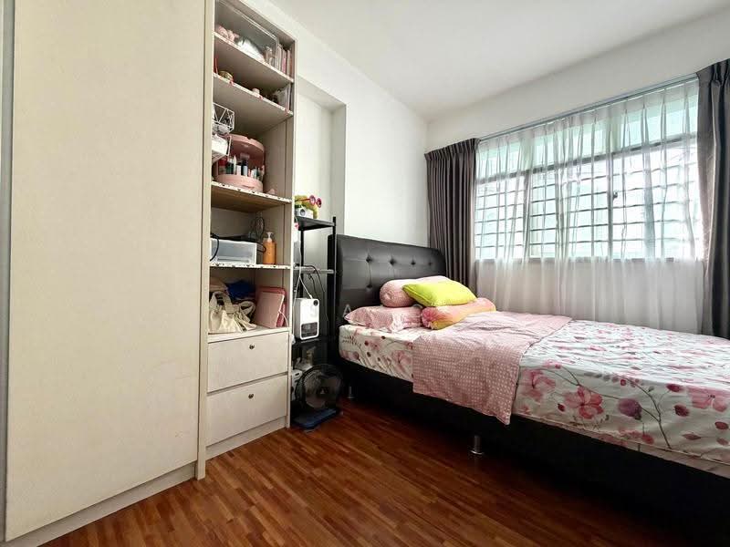 671A Edgefield Plains, 671A Edgefield Plains, Hougang / Punggol / Sengkang, 3 Bedrooms, 969 sqft, HDB Flat For Sale, by Isaac Chew, 500263424 - Bedroom - PropertyGuru.com.sg