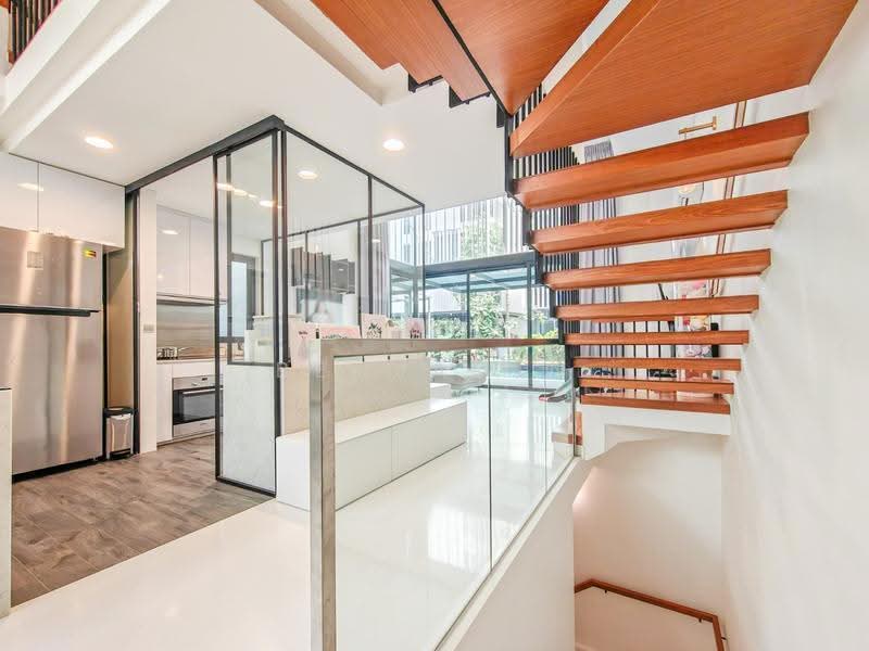 Charlton 27, Surin Avenue, Hougang / Punggol / Sengkang, 5 Bedrooms, 5,952 sqft, Cluster House For Sale, by Benjamin Lim, 500263434 - Kitchen - PropertyGuru.com.sg