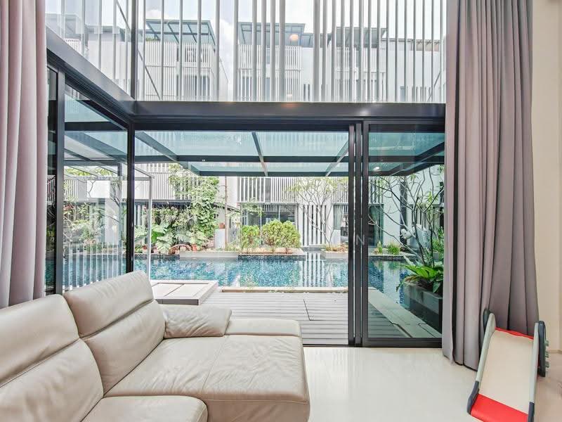 Charlton 27, Surin Avenue, Hougang / Punggol / Sengkang, 5 Bedrooms, 5,952 sqft, Cluster House For Sale, by Benjamin Lim, 500263434 - Living Room - PropertyGuru.com.sg
