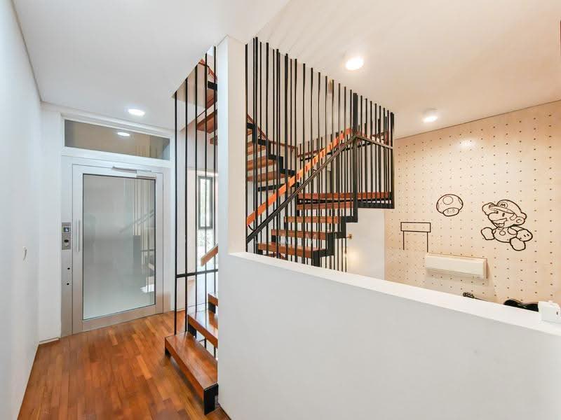 Charlton 27, Surin Avenue, Hougang / Punggol / Sengkang, 5 Bedrooms, 5,952 sqft, Cluster House For Sale, by Benjamin Lim, 500263434 - Entrance - PropertyGuru.com.sg