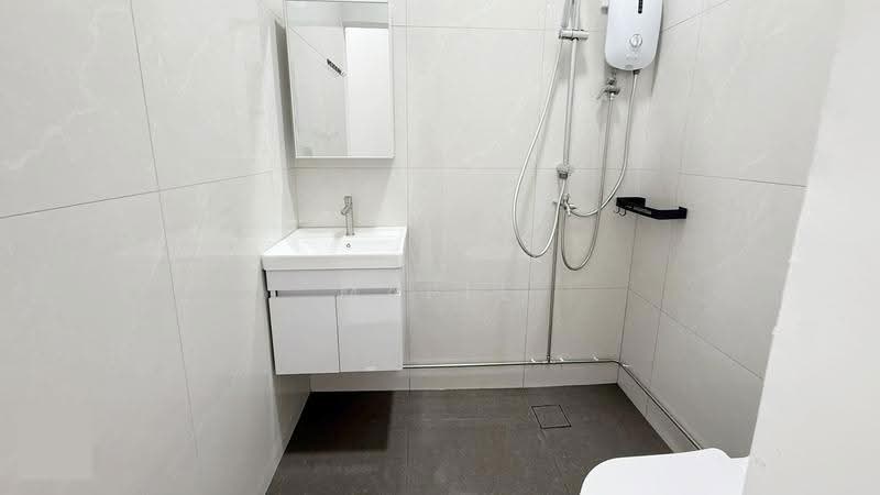 Westwood Terrace, Boon Lay / Jurong / Tuas, Room Rental, 180 sqft, Terraced House For Rent, by Maple Yap, 500263444 - STUDIO3 Bathroom - PropertyGuru.com.sg