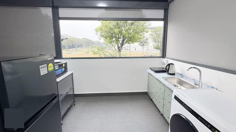 Westwood Terrace, Boon Lay / Jurong / Tuas, Room Rental, 180 sqft, Terraced House For Rent, by Maple Yap, 500263444 - STUDIO3 Balcony - PropertyGuru.com.sg