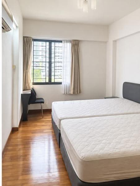 Central Green, 1 Jalan Membina, Alexandra / Commonwealth, 4 Bedrooms, 1,691 sqft, Condominium For Sale, by Jayden Ho, 500263459 - Bedroom - PropertyGuru.com.sg