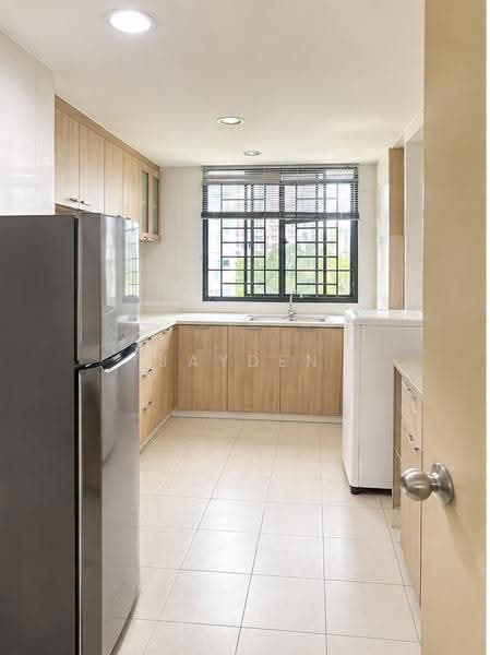 Central Green, 1 Jalan Membina, Alexandra / Commonwealth, 4 Bedrooms, 1,691 sqft, Condominium For Sale, by Jayden Ho, 500263459 - Kitchen - PropertyGuru.com.sg
