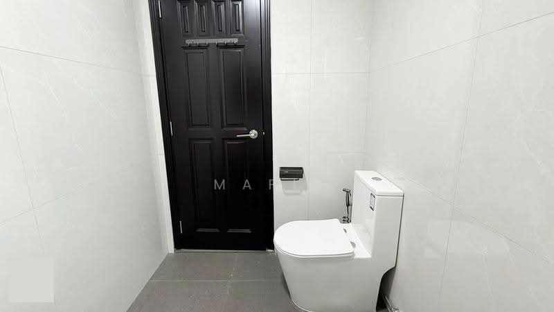 Westwood Terrace, Boon Lay / Jurong / Tuas, Room Rental, 200 sqft, Terraced House For Rent, by Maple Yap, 500263460 - STUDIO6 Bathroom - PropertyGuru.com.sg