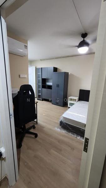 Studio Room available for rent in 204 Choa Chu Kang Ave 1, 102, , Room Rental, 170 sqft, HDB Flat For Rent, by Nickson Guay, 500263466 - Bedroom - PropertyGuru.com.sg