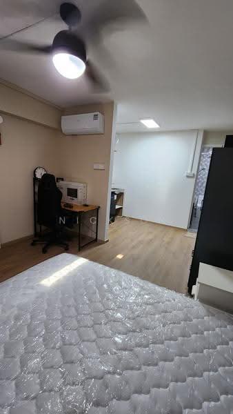 Studio Room available for rent in 204 Choa Chu Kang Ave 1, 102, , Room Rental, 170 sqft, HDB Flat For Rent, by Nickson Guay, 500263466 - Bedroom - PropertyGuru.com.sg