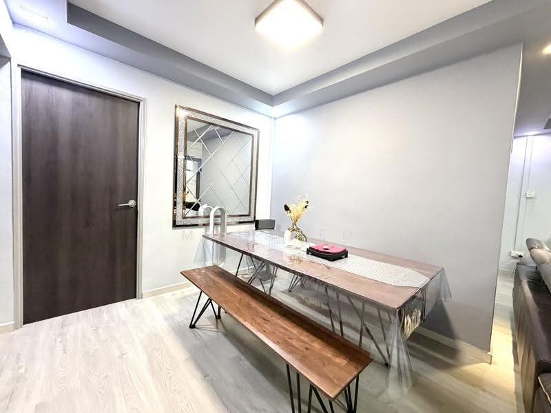 121C Sengkang East Way, 121C Sengkang East Way, Hougang / Punggol / Sengkang, 3 Bedrooms, 1,173 sqft, HDB Flat For Sale, by Mohamed Yaseen, 500263471 - Dining Room - PropertyGuru.com.sg