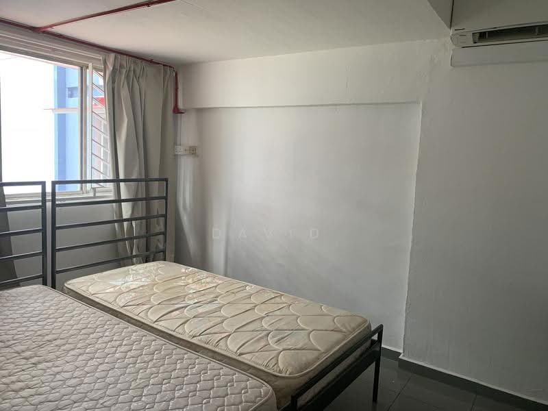 166 Bukit Batok West Avenue 8, 166 Bukit Batok West Avenue 8, Dairy Farm / Bukit Panjang / Choa Chu Kang, Room Rental, 120 sqft, HDB Flat For Rent, by David Tan, 500263476 - Bedroom - PropertyGuru.com.sg
