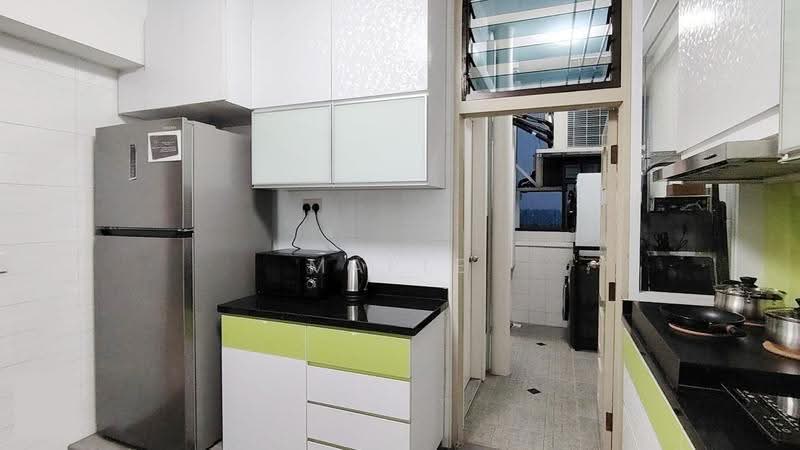 Parc Oasis, 49 Jurong East Avenue 1, Boon Lay / Jurong / Tuas, Room Rental, 120 sqft, Condominium For Rent, by Maple Yap, 500263489 - Kitchen - PropertyGuru.com.sg