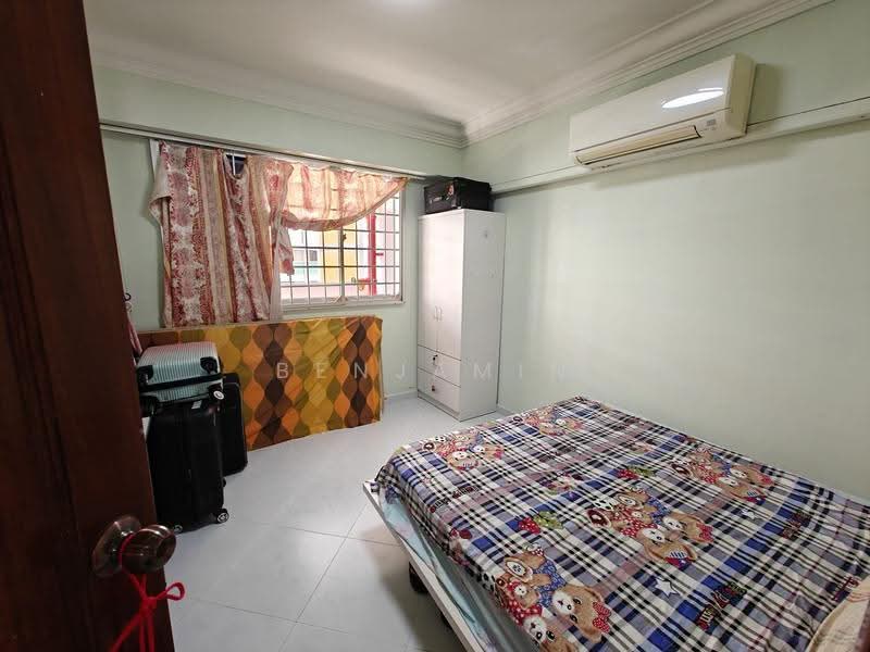 868 Yishun Street 81, 868 Yishun Street 81, Sembawang / Yishun, 3 Bedrooms, 904 sqft, HDB Flat For Sale, by Benjamin Won, 500263502 - Bedroom - PropertyGuru.com.sg