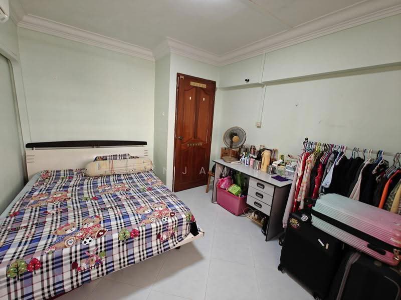 868 Yishun Street 81, 868 Yishun Street 81, Sembawang / Yishun, 3 Bedrooms, 904 sqft, HDB Flat For Sale, by Benjamin Won, 500263502 - Bedroom - PropertyGuru.com.sg