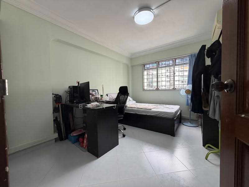 868 Yishun Street 81, 868 Yishun Street 81, Sembawang / Yishun, 3 Bedrooms, 904 sqft, HDB Flat For Sale, by Benjamin Won, 500263502 - Bedroom - PropertyGuru.com.sg