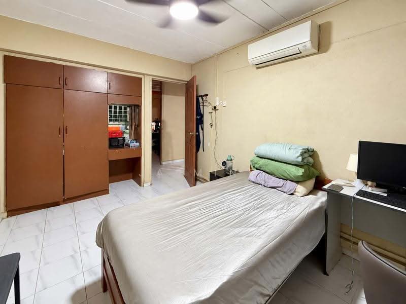 208 Yishun Street 21, 208 Yishun Street 21, Sembawang / Yishun, 3 Bedrooms, 1,001 sqft, HDB Flat For Sale, by Jasmine Lee T W, 500263507 - Bedroom - PropertyGuru.com.sg
