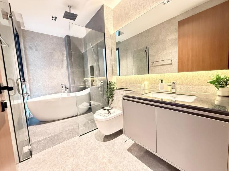 Sembawang Straits Estate, 23 Jalan Machang, Sembawang / Yishun, 5 Bedrooms, 1,771 sqft, Terraced House For Sale, by Shirlene Sim, 500263514 - Bathroom - PropertyGuru.com.sg