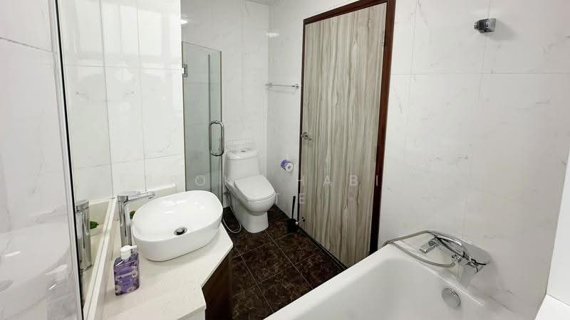 Bishan Loft, 31 Bishan Street 11, Ang Mo Kio / Bishan / Thomson, Room Rental, 100 sqft, Condominium For Rent, by Bespoke Habitat Pte Ltd, 500263519 - 24-06 MBR6 Bathroom - PropertyGuru.com.sg
