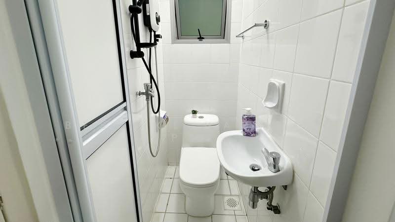 Bishan Loft, 31 Bishan Street 11, Ang Mo Kio / Bishan / Thomson, Room Rental, 100 sqft, Condominium For Rent, by Bespoke Habitat Pte Ltd, 500263519 - 24-06 Yard Bathroom - PropertyGuru.com.sg