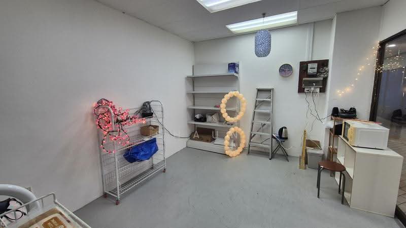 Upper Serangoon Shopping Centre, 756 Upper Serangoon Road, Hougang / Punggol / Sengkang, 172 sqft, Mall Shop For Rent, by Shaun Dhillon, 500263526 - CommercialGuru.com.sg