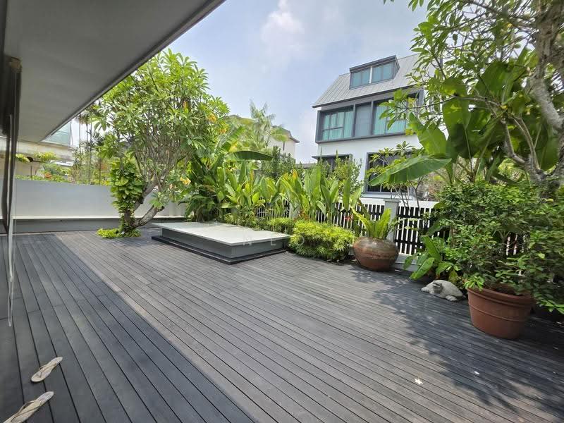 Upper Neram Road, Upper Neram Road, Seletar / Yio Chu Kang, 4 Bedrooms, 5,000 sqft, Semi-Detached House For Rent, by Neo Chee Seng, 500263536 - Back yard - PropertyGuru.com.sg